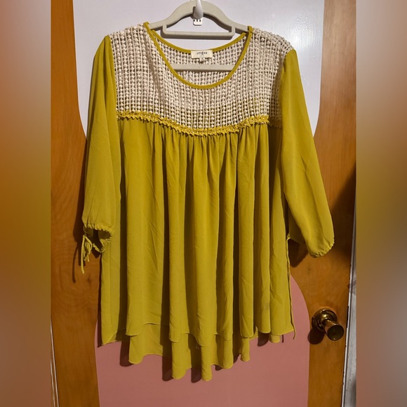 Umgee Mustard yellow semi sheer Tunic with Crochet Detail oversized medium - Picture 2 of 7